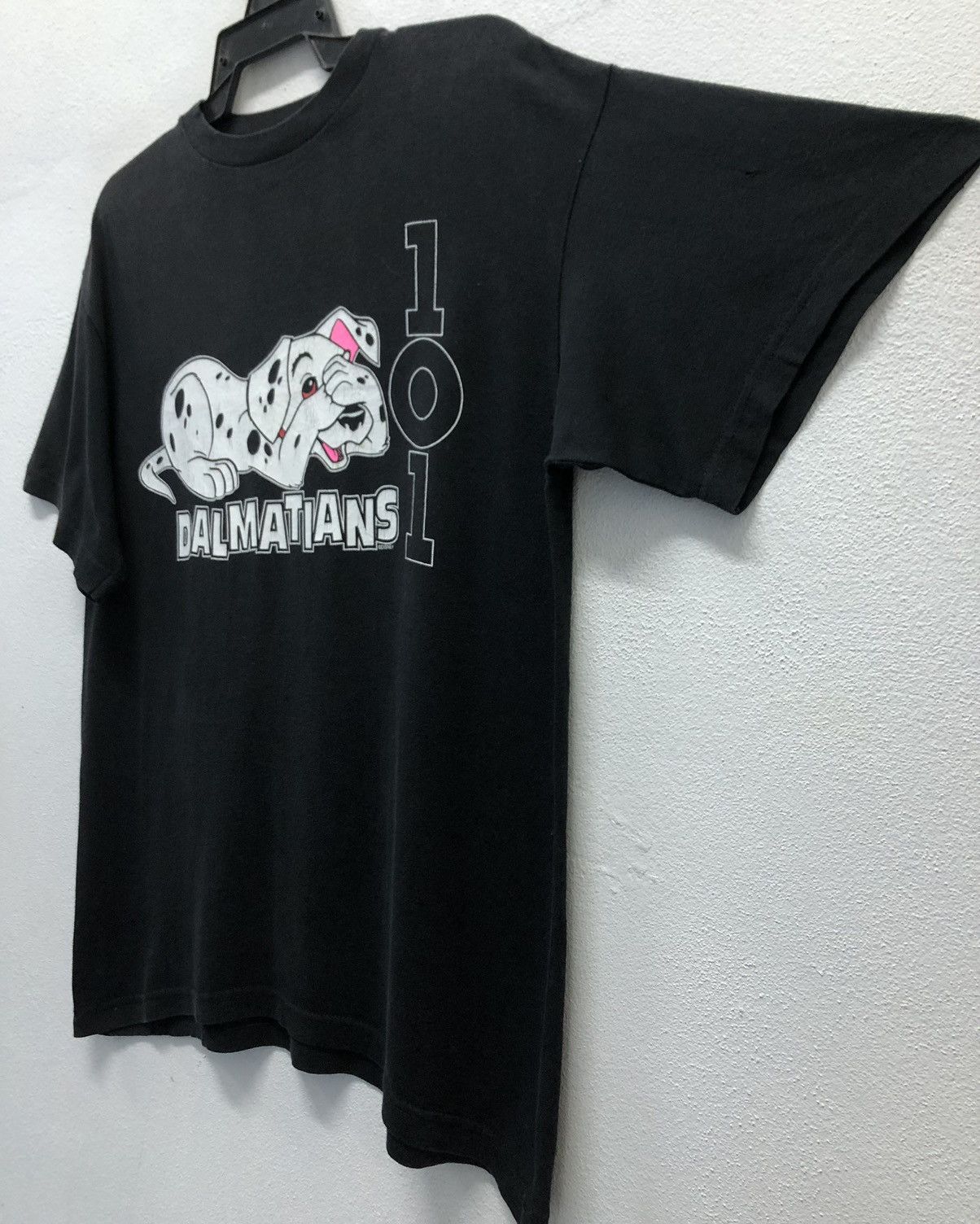 Disney Vintage Disney Mickey & Co Dalmatians 101 Made In Usa TShirt Size US L / EU 52-54 / 3 - 5 Thumbnail