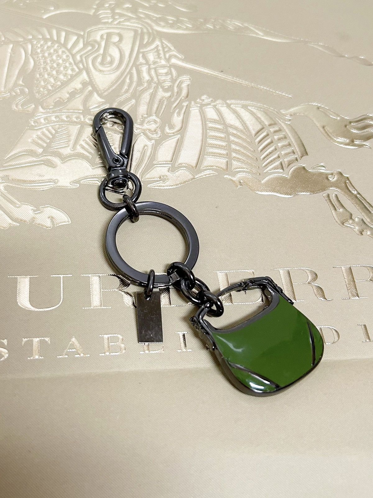 Burberry Authentic Burberry New Metal Green Mini Bag Charm / Keychain Size ONE SIZE - 3 Thumbnail