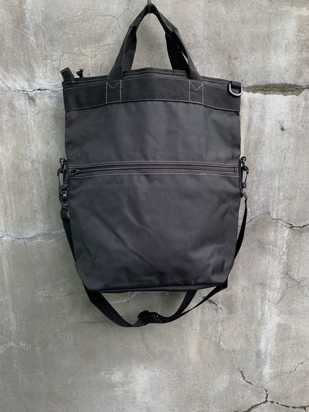 Alpha Industries 2 Way Rucksack Hand Bag/ Shoulder Bag Size ONE SIZE - 5 Thumbnail