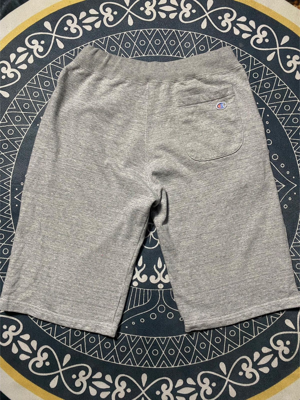 Champion Rare 60s Champion Short Run Tags Reverse Weave Size US 29 - 2 Thumbnail