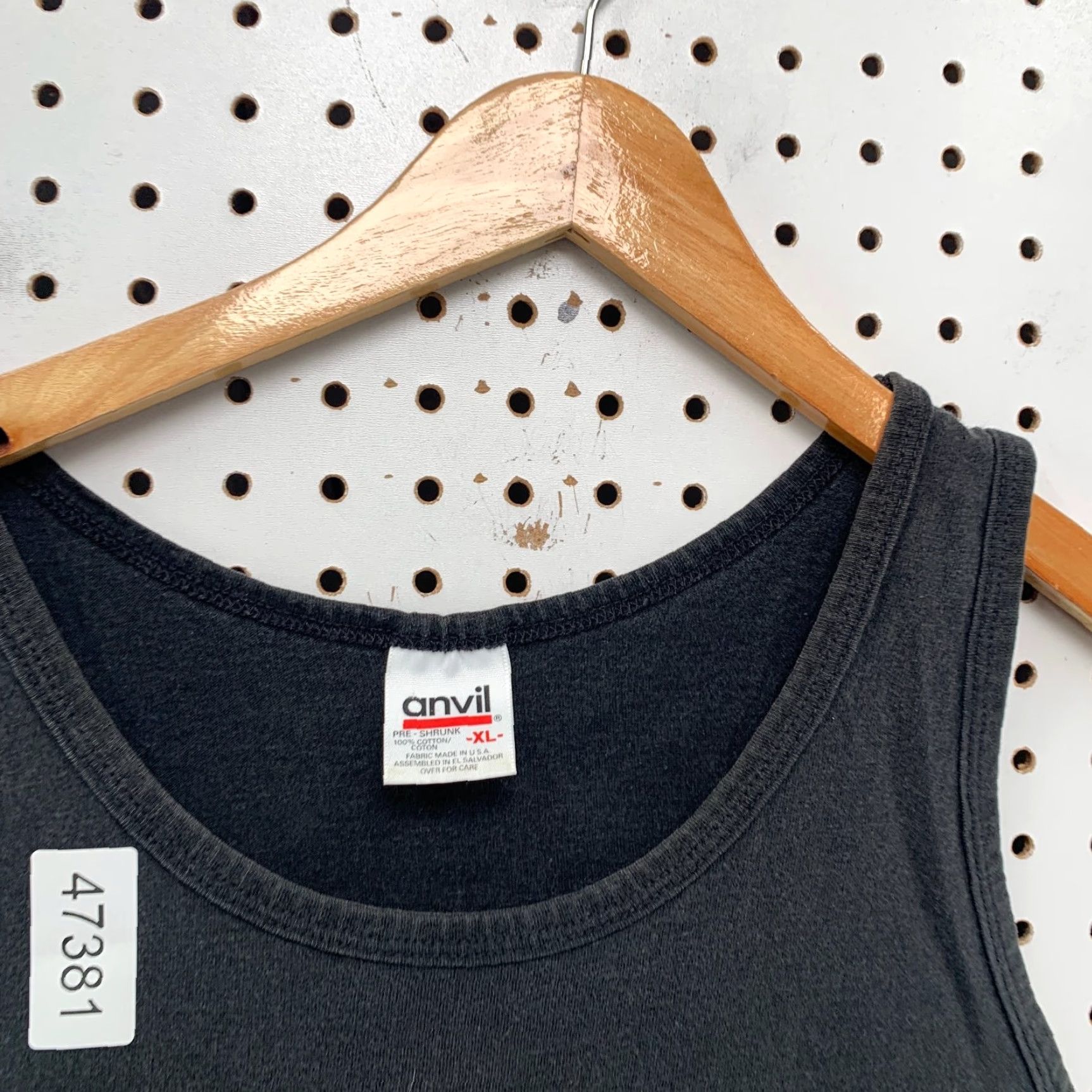 Anvil Vintage Anvil Sea World Tank Mens XL Black Sleeveless T-Shirt USA Size US XL / EU 56 / 4 - 3 Thumbnail
