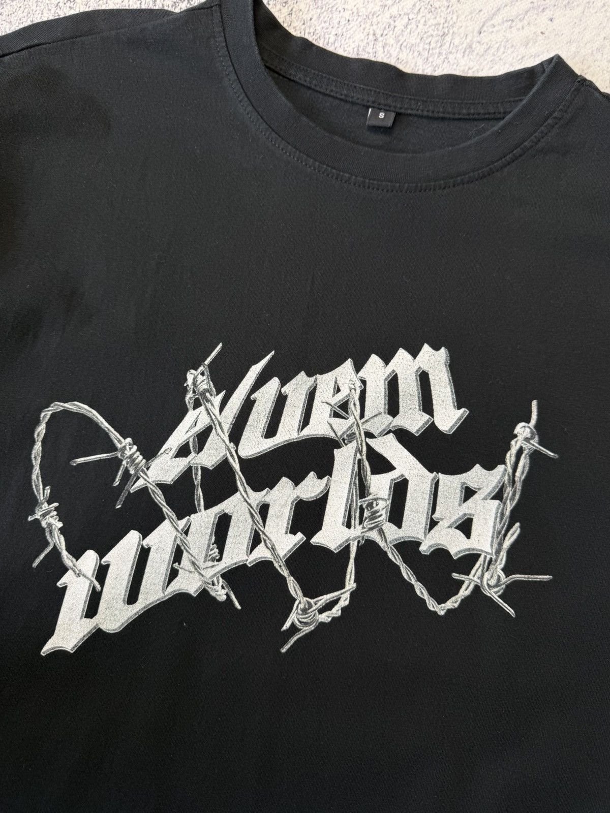 Vintage Vintage Eluem Luorlos T Shirt Y2K Size US S / EU 44-46 / 1 - 12 Thumbnail