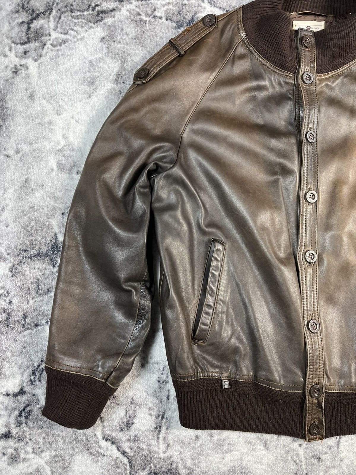 Leather Vintage Leather Bomber Jacket / Brown / Ribbed Trim / Men’s Size US L / EU 52-54 / 3 - 2 Thumbnail