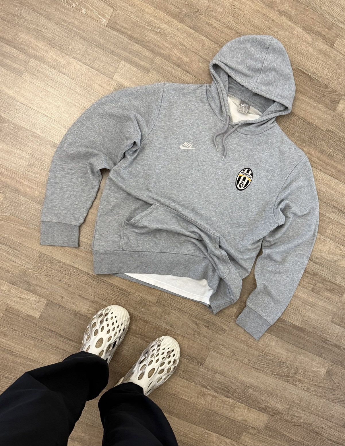 Lot 2 Items Nike Y2K Juventus + Adidas Liverpool Jacket
