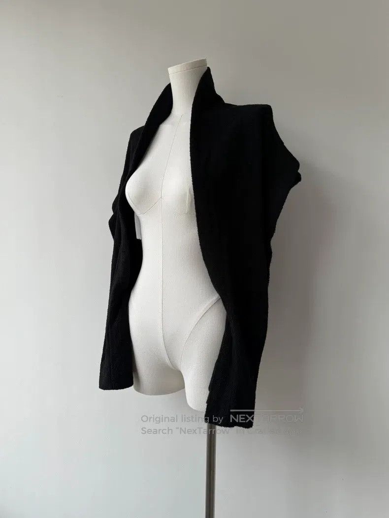Yohji Yamamoto Yohji Yamamoto 11AW-Show Shaped Sleeveless Cardigan shirt Size XS / US 0-2 / IT 36-38 - 5 Thumbnail