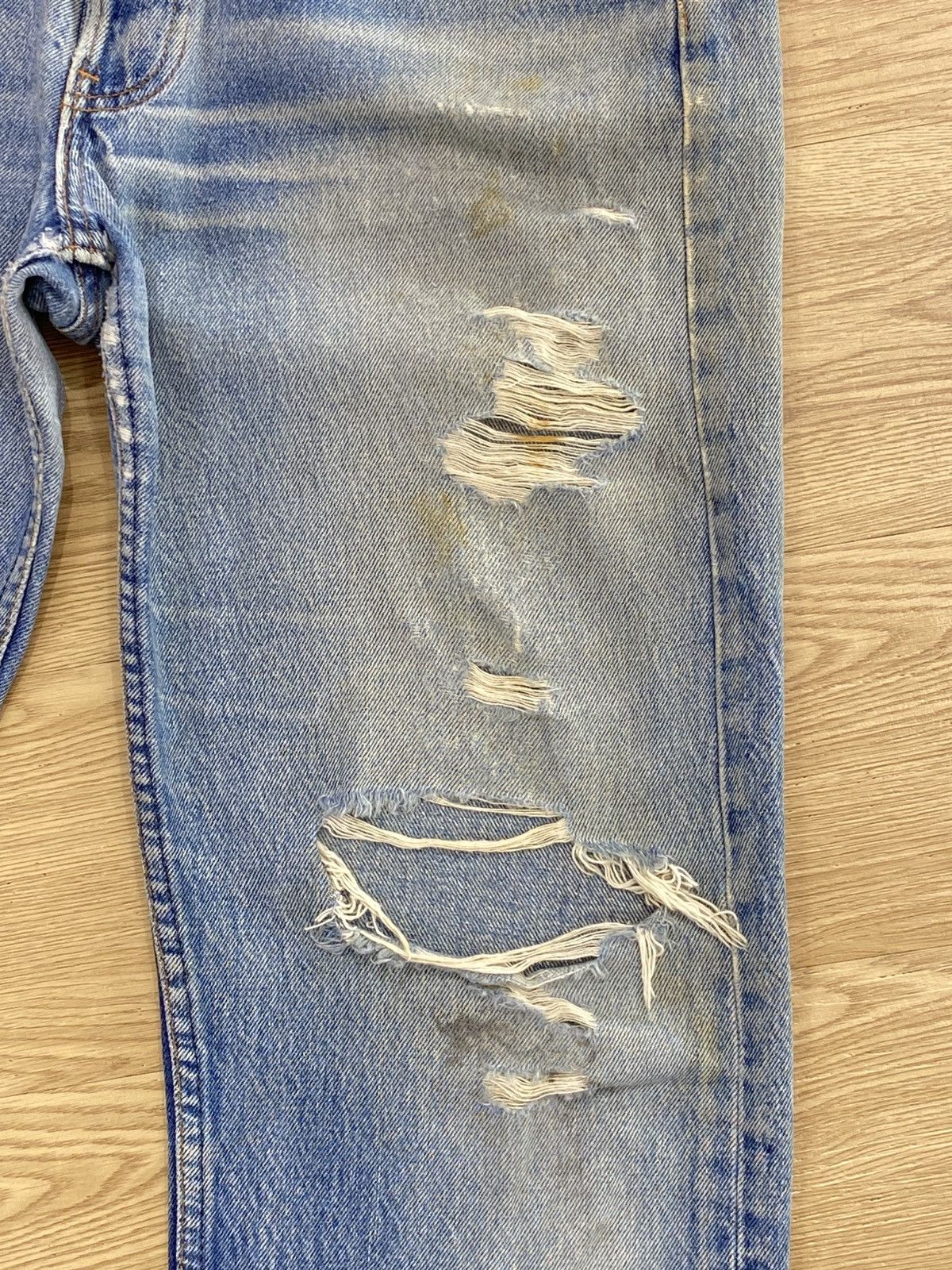 Levi's Vintage Clothing Vintage 90s Levis 501 Mud Wash Faded Distressed Style Jeans Size US 31 - 14 Thumbnail