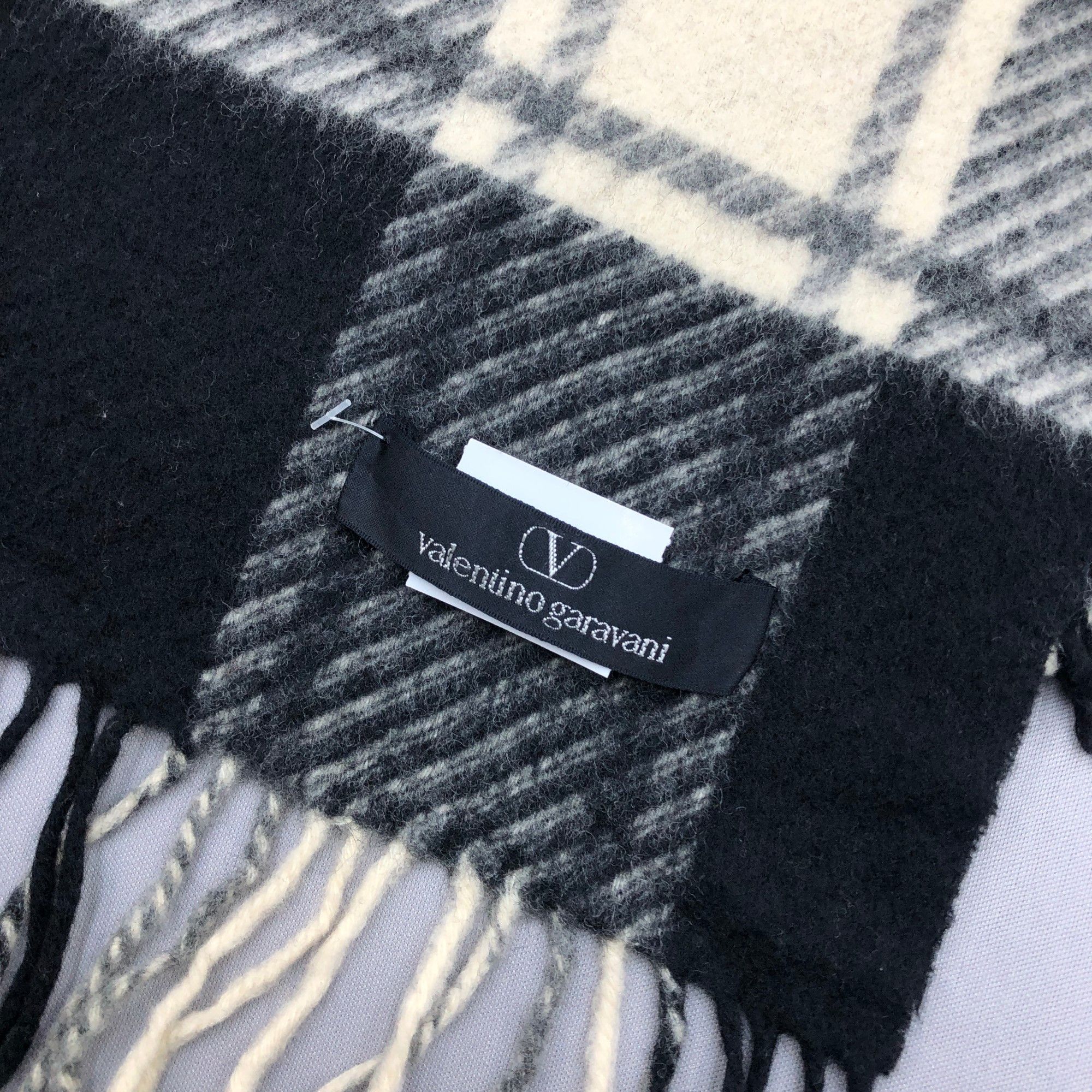 Japanese Brand Vintage Valentino Garavani Scarf Muffler Wool Plaid Scarves Size ONE SIZE - 5 Thumbnail