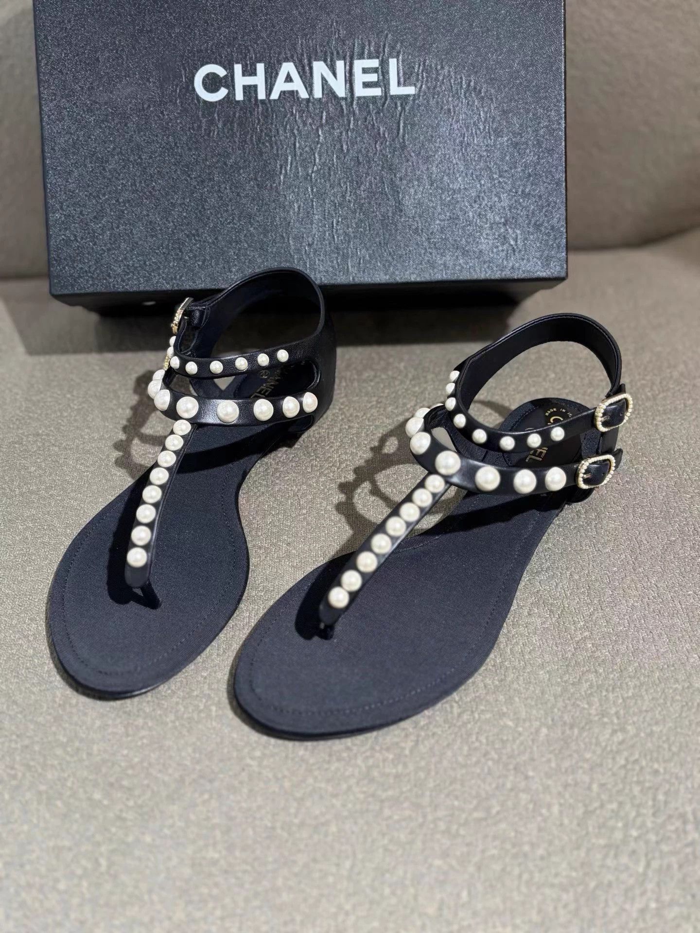 Chanel Chanel Summer pearled thong sandals new with box 37 EU Size US 6 / IT 36 - 1 Thumbnail