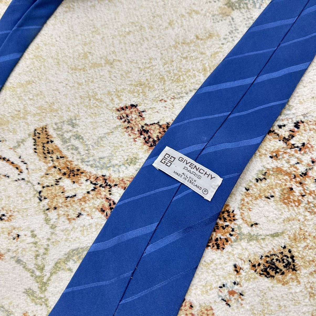 Givenchy Luxury Givenchy Tie Monogram 90s Vintage Luxury Silk Size ONE SIZE - 5 Thumbnail