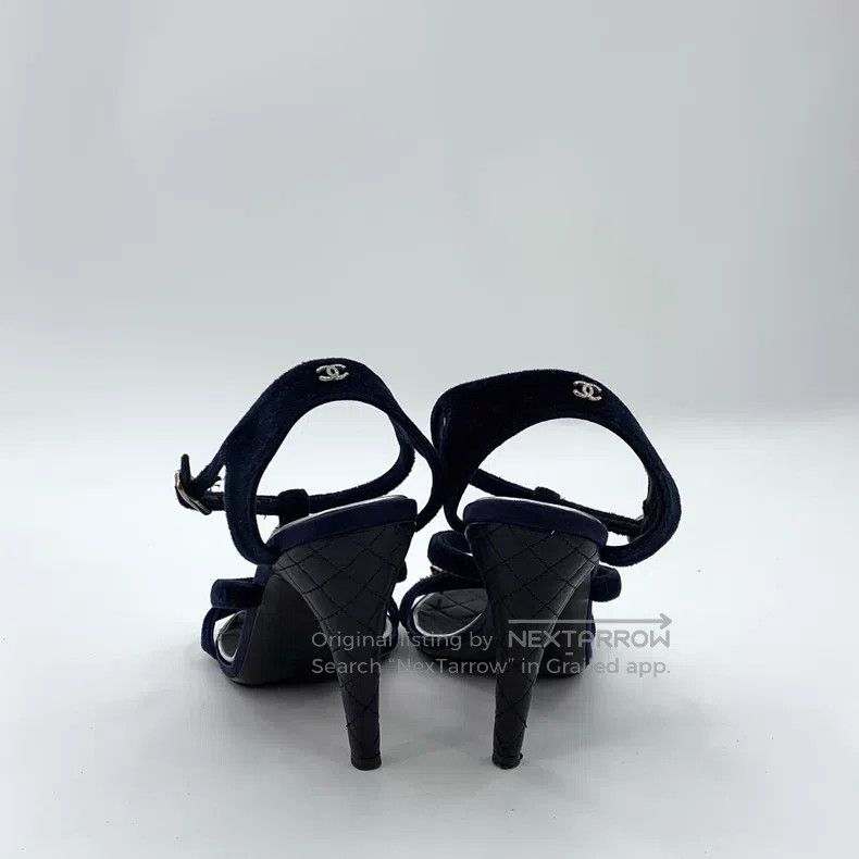 Chanel Chanel Black five-pointed star-encrusted diamond-shaped bu Size US 8 / IT 38 - 4 Thumbnail