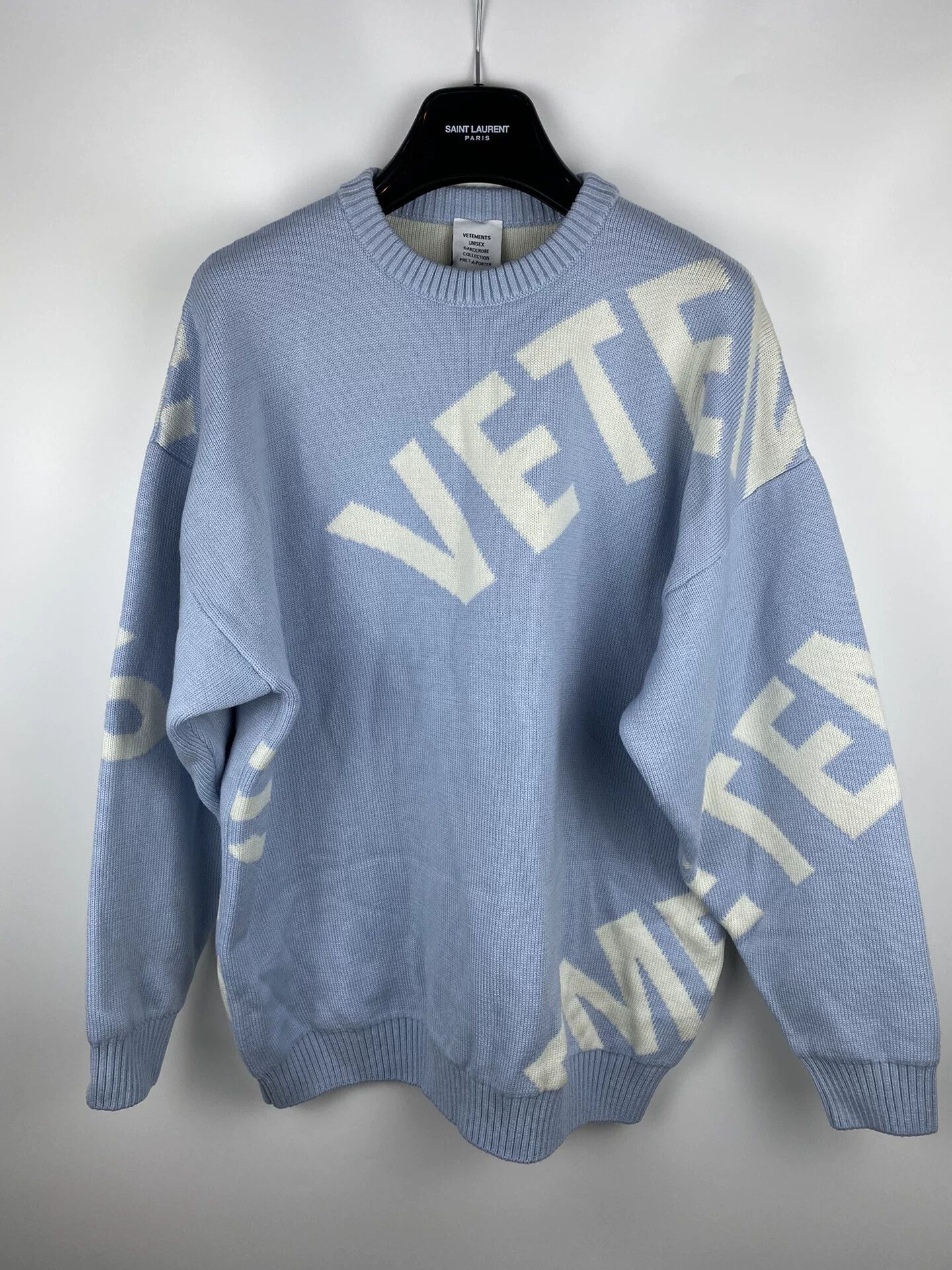 Vetements Vetements New Big Logo Knit Sweater Size US S / EU 44-46 / 1 - 1 Thumbnail