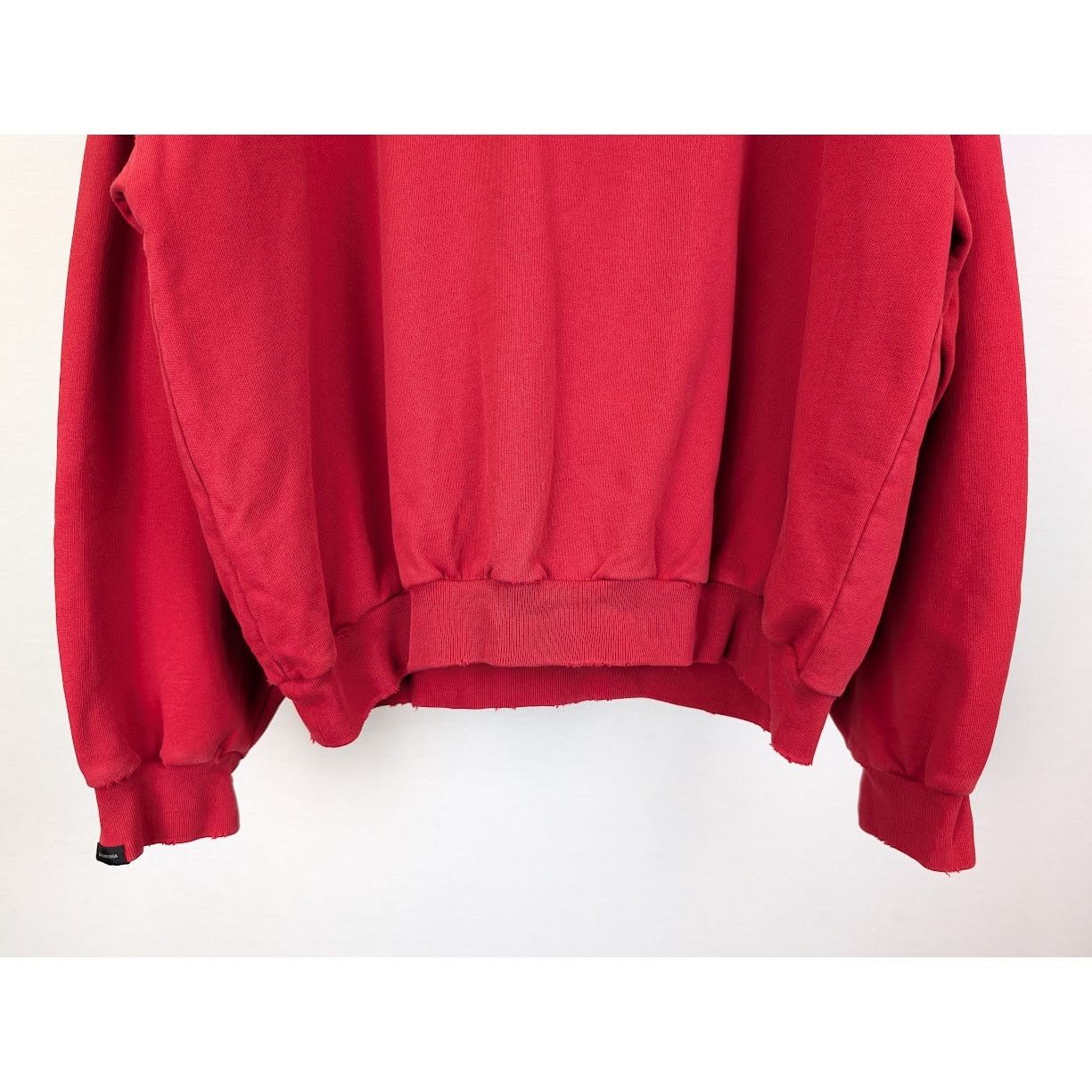 Balenciaga o1rshd1 Round Hoodie in Faded Red Size US S / EU 44-46 / 1 - 12 Thumbnail