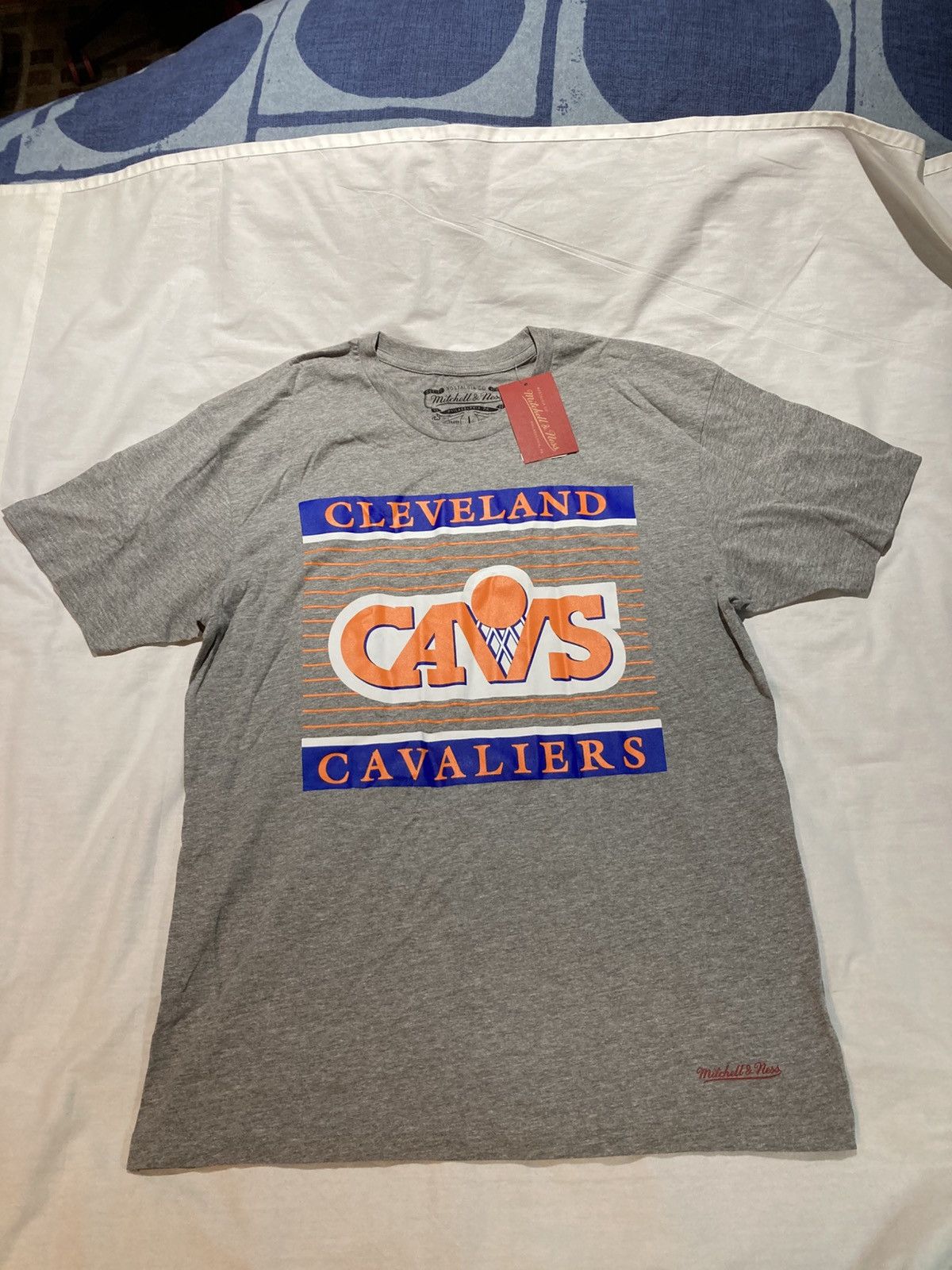 Mitchell & Ness Mitchell & Ness Hardwood Classics Cleveland Cavaliers Shirt! Size US L / EU 52-54 / 3 - 1 Thumbnail