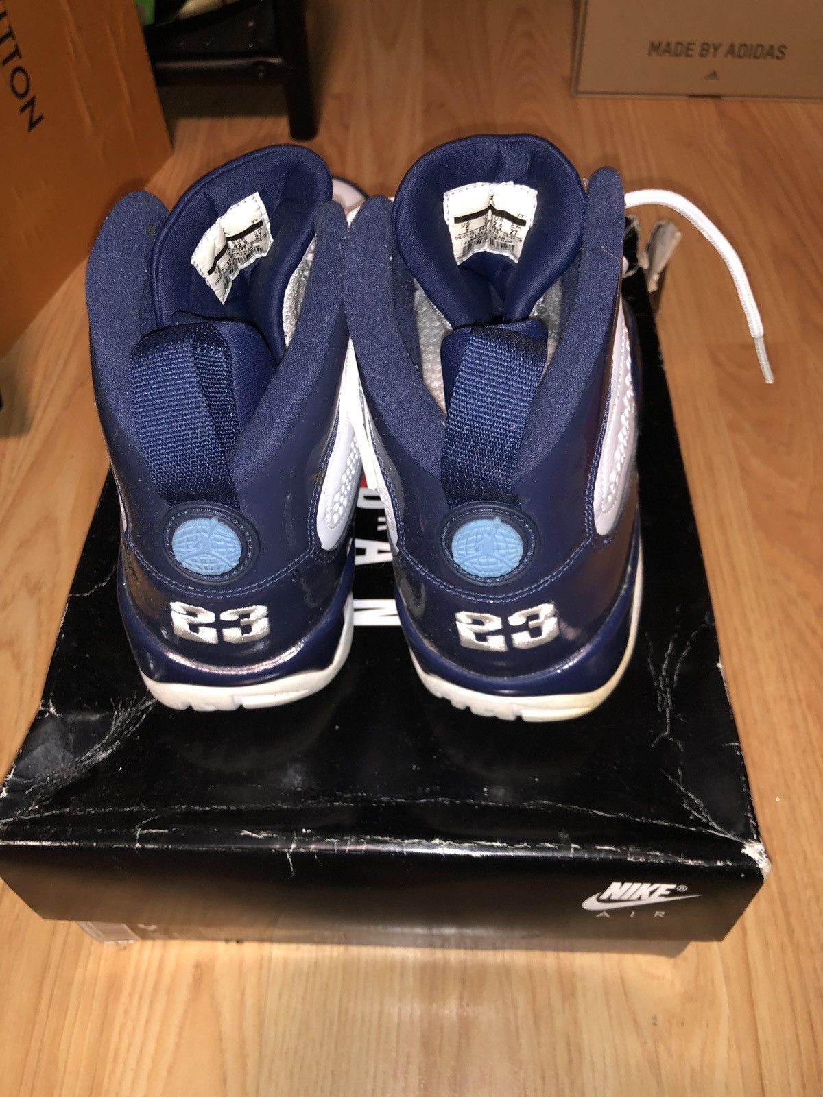 Nike Air Jordan 9 Retro UNC Blue - Size 9 Size US 9 / EU 42 - 3 Thumbnail