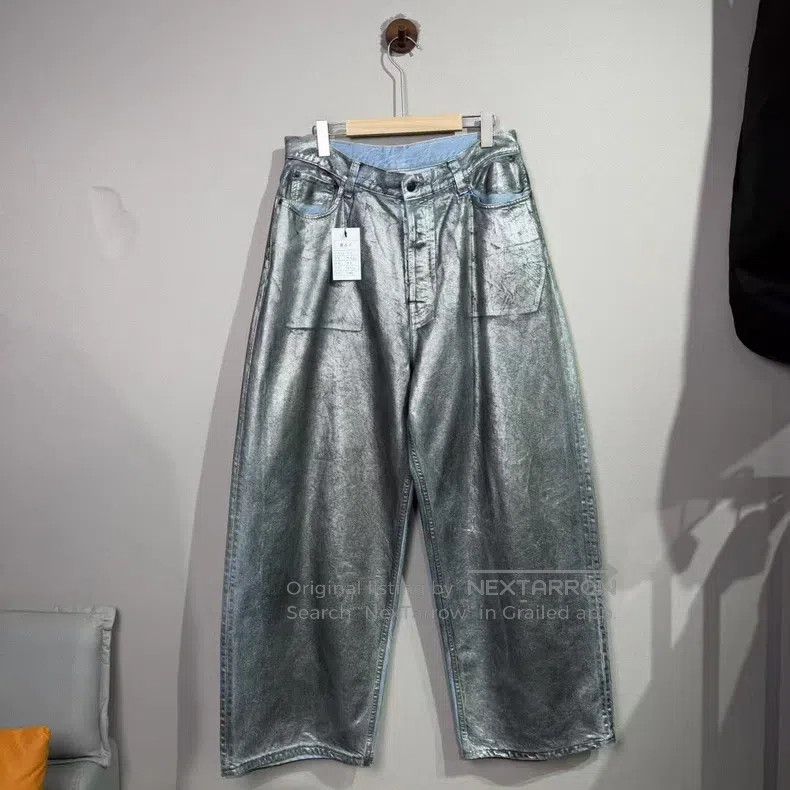 Acne Studios Acne Studios Silver Wax-Coated Jeans Size US 32 / EU 48 - 1 Thumbnail