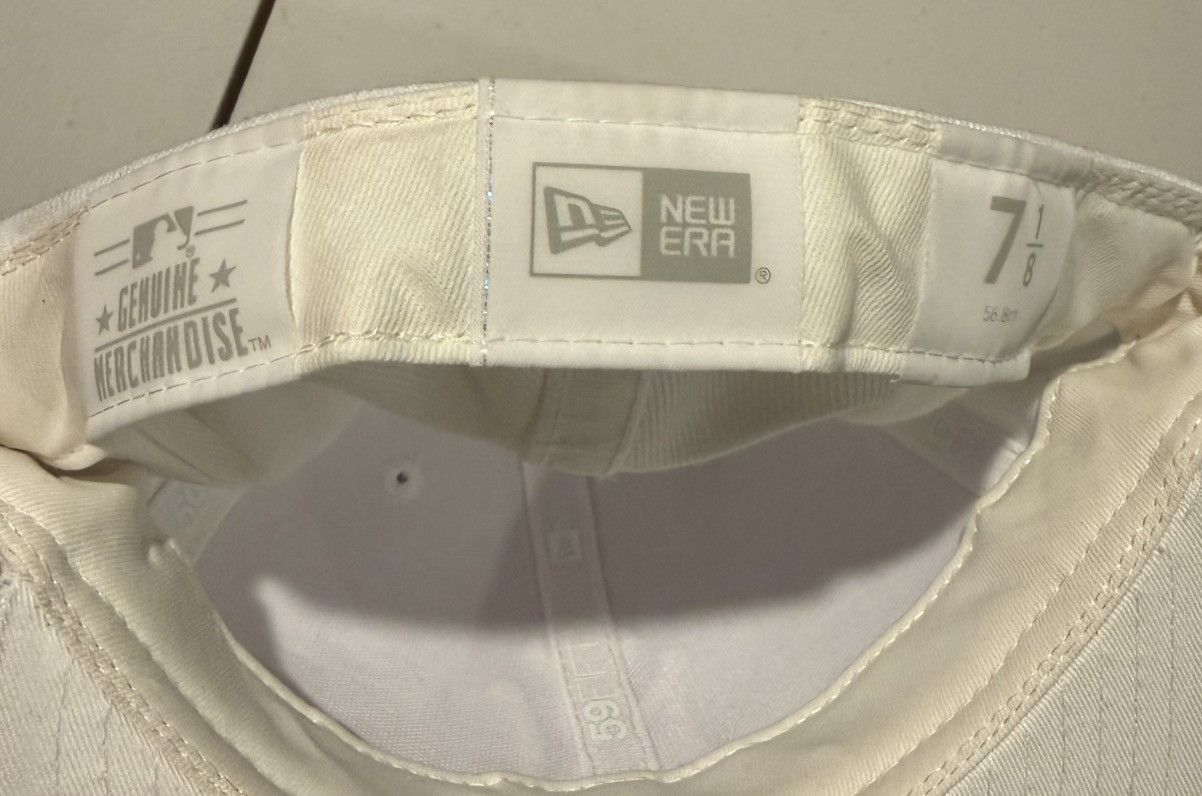 New Era yankees white hat size 7 1/8 | new era | MLB Size ONE SIZE - 2 Thumbnail