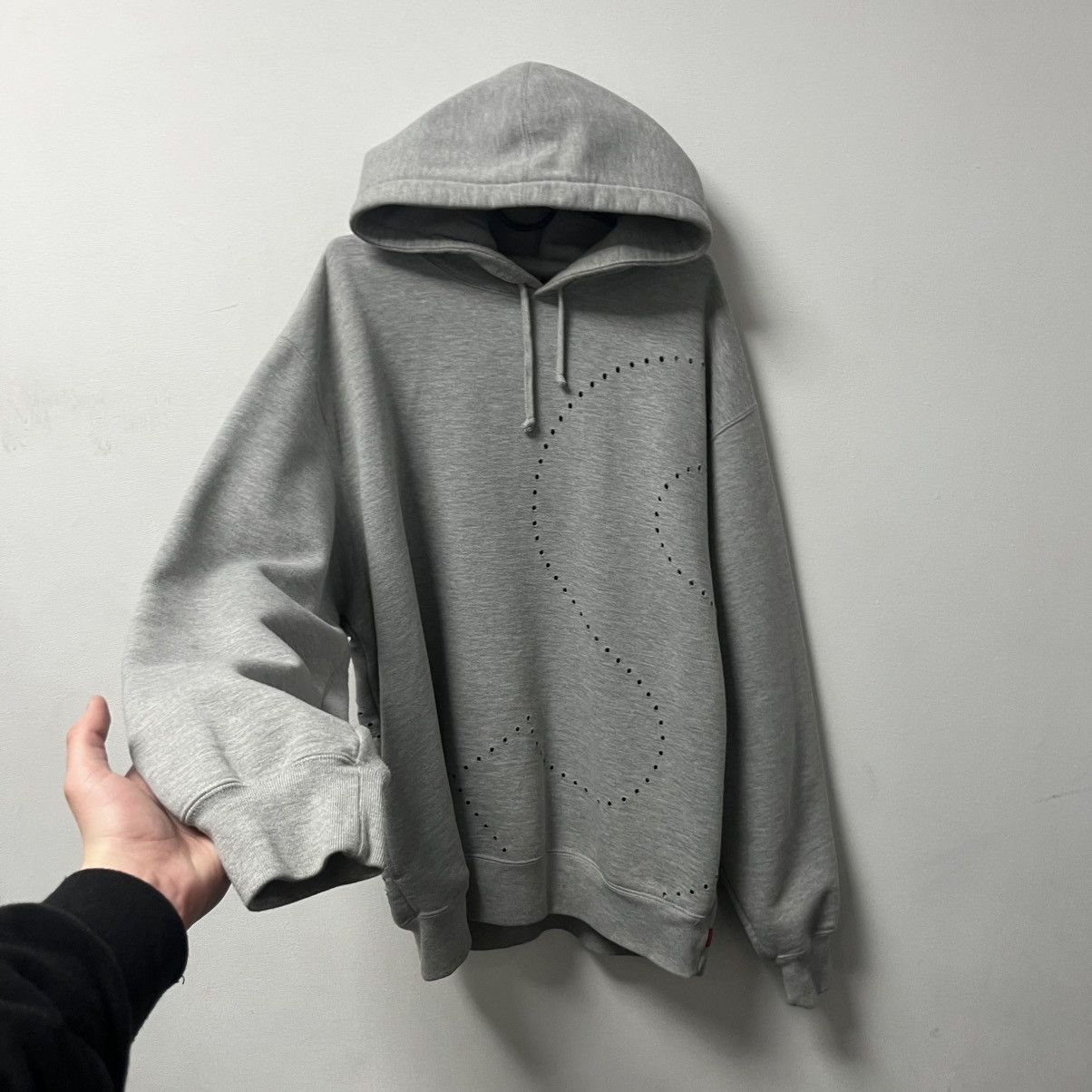 Supreme Supreme Hoodie Grey Size US XL / EU 56 / 4 - 2 Thumbnail