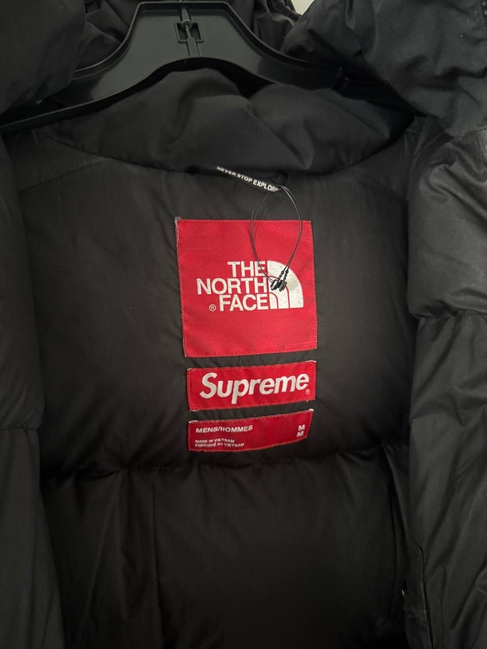 Supreme × The North Face Supreme x The North Face Statue of Liberty Baltoro Jacket Size US M / EU 48-50 / 2 - 20 Thumbnail