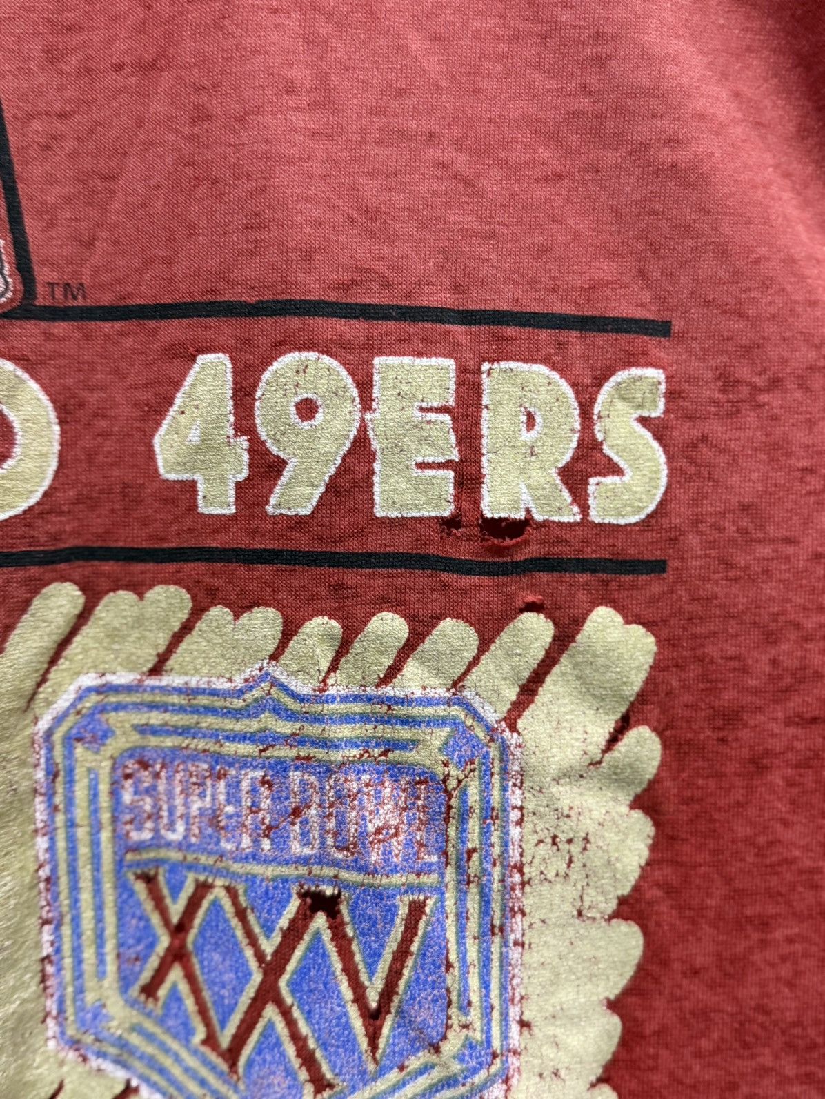 Logo 7 × NFL × Vintage Vintage NFL 49ERS Three Peat Thashed Paper Thin Tee Size US XL / EU 56 / 4 - 7 Thumbnail