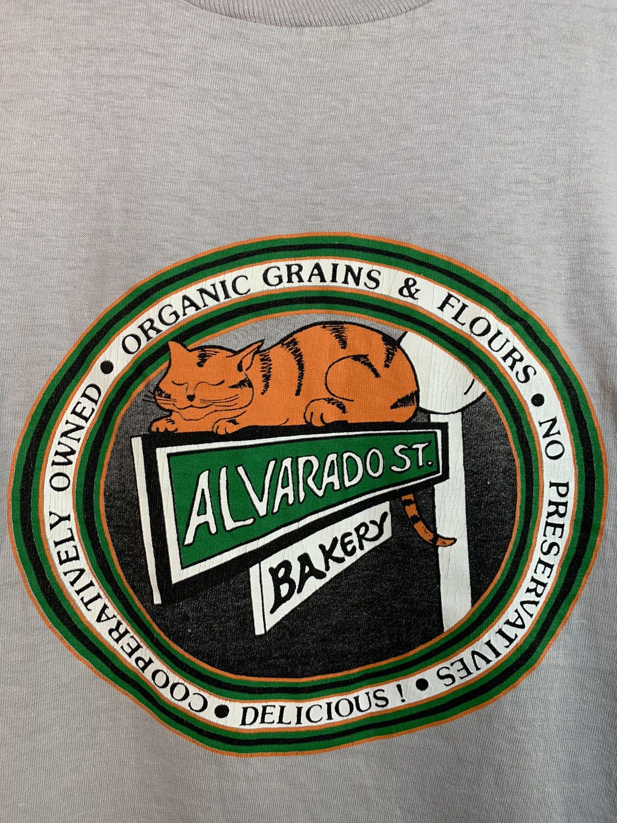 Vintage *RARE* Vintage 80s Alvarado St Bakery Single Stitch T-Shirt Size US M / EU 48-50 / 2 - 2 Thumbnail
