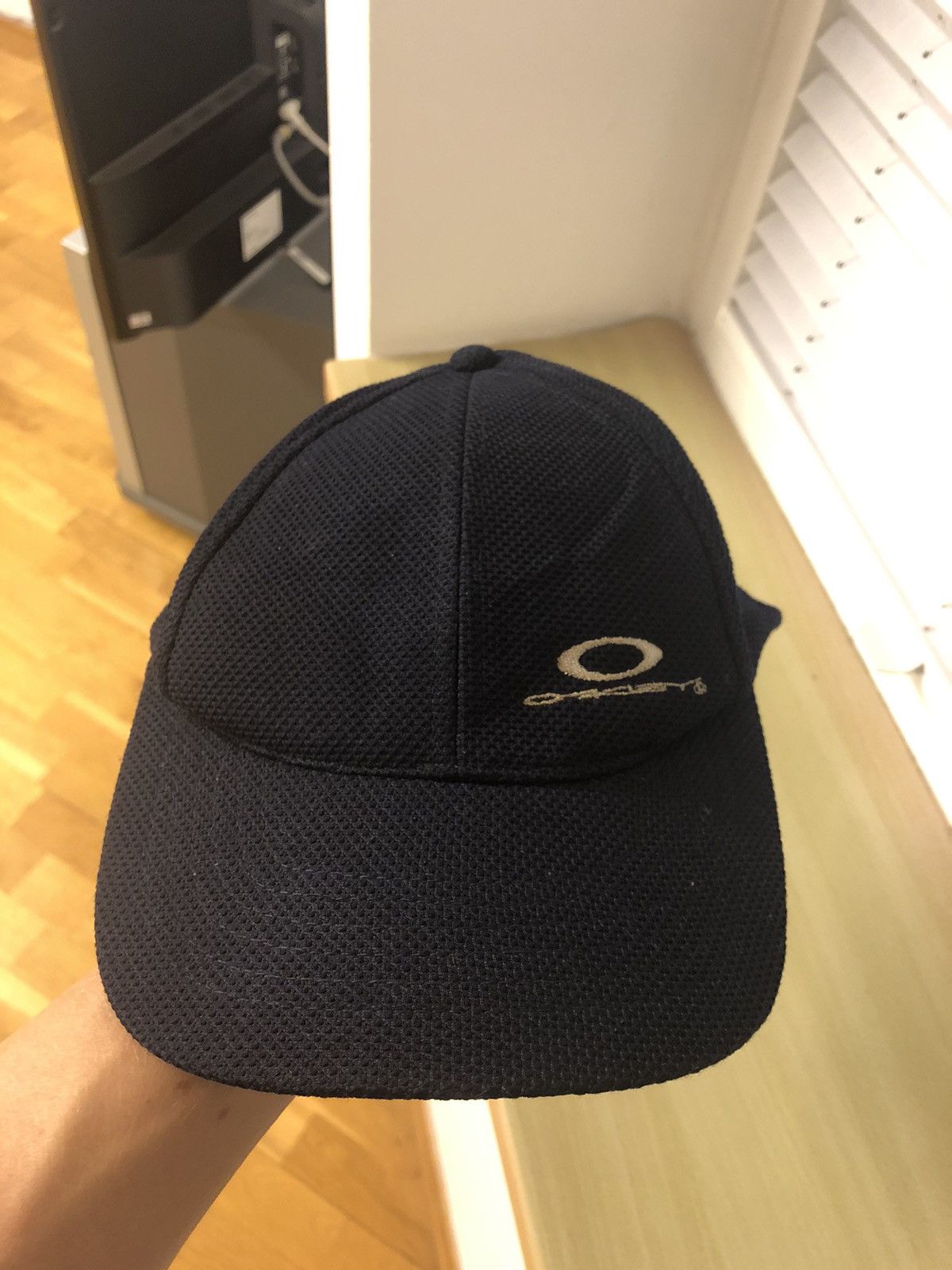 Oakley OAKLEY RARE GENUINE SOFTWARE VINTAGE HAT CAP Size ONE SIZE - 1 Thumbnail