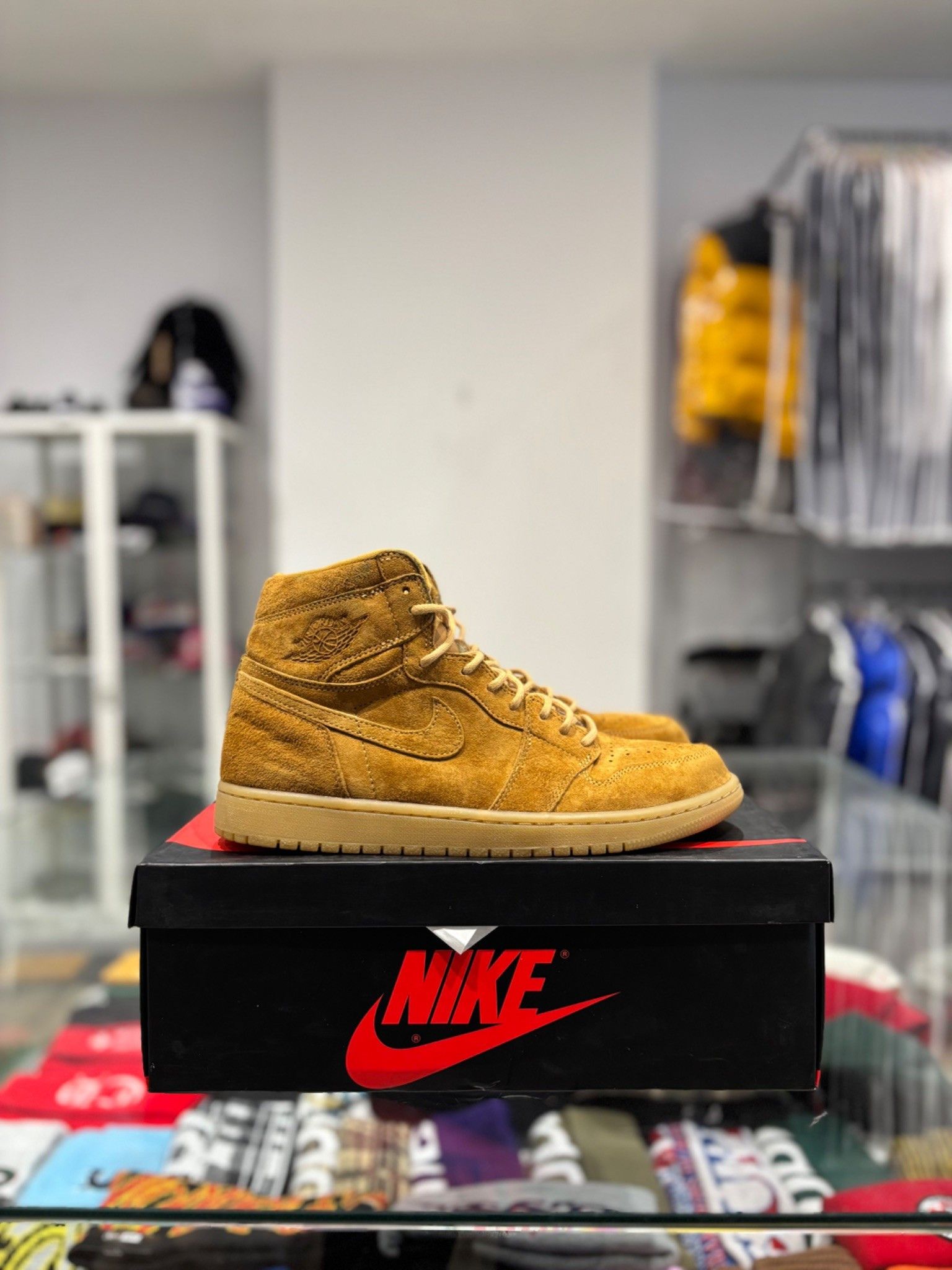 Jordan Brand Jordan 1 High Wheat Size US 10.5 / EU 43-44 - 1 Thumbnail