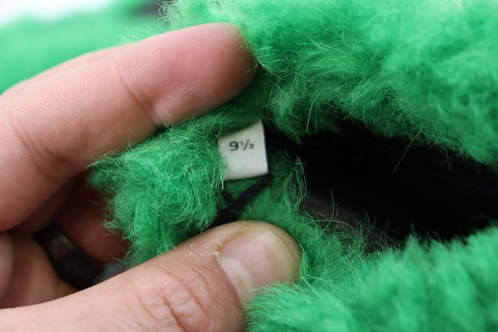Bottega Veneta o1rshd10124 Size: 9.5 / Teddy Shearling Gloves in Parakeet Size ONE SIZE - 7 Thumbnail