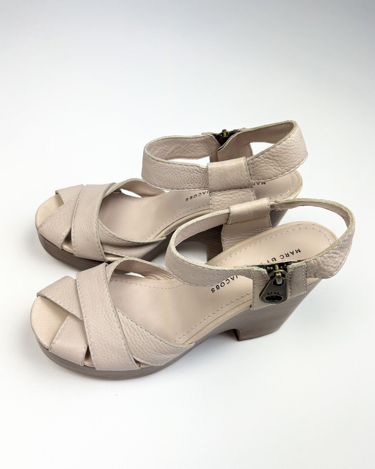 Marc by Marc Jacobs × Vintage Luxury Marc Jacobs Pink Leather Platform Sandals Size US 9 / IT 39 - 4 Thumbnail