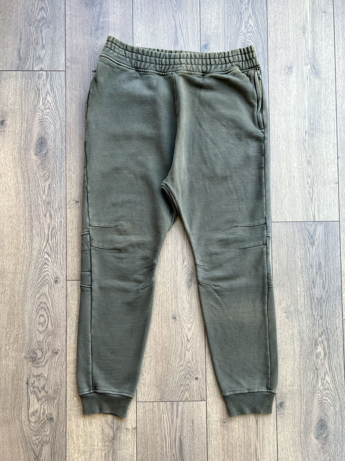 Yeezy Sample Yeezy Season 1 FJ Sweatpant Caviar Small Size US 32 / EU 48 - 1 Thumbnail
