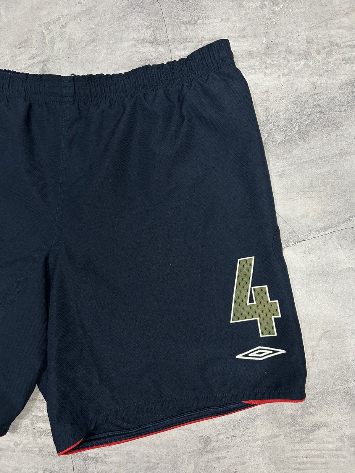Umbro Umbro England 2007 Home Short Navy Blue Size US 34 / EU 50 - 2 Thumbnail