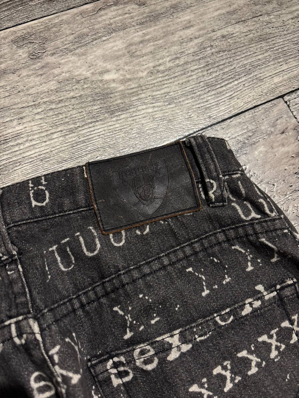 Hysteric Glamour Hysteric Glamour SS99 fuck xxx sex bitch denim hysterics Size US 28 / EU 44 - 7 Thumbnail