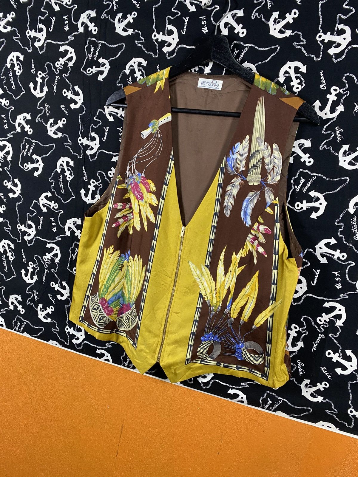 Vintage Vintage Reform Boutique Silk Scarf Vest Hermès Paris Motif Size US S / EU 44-46 / 1 - 4 Thumbnail