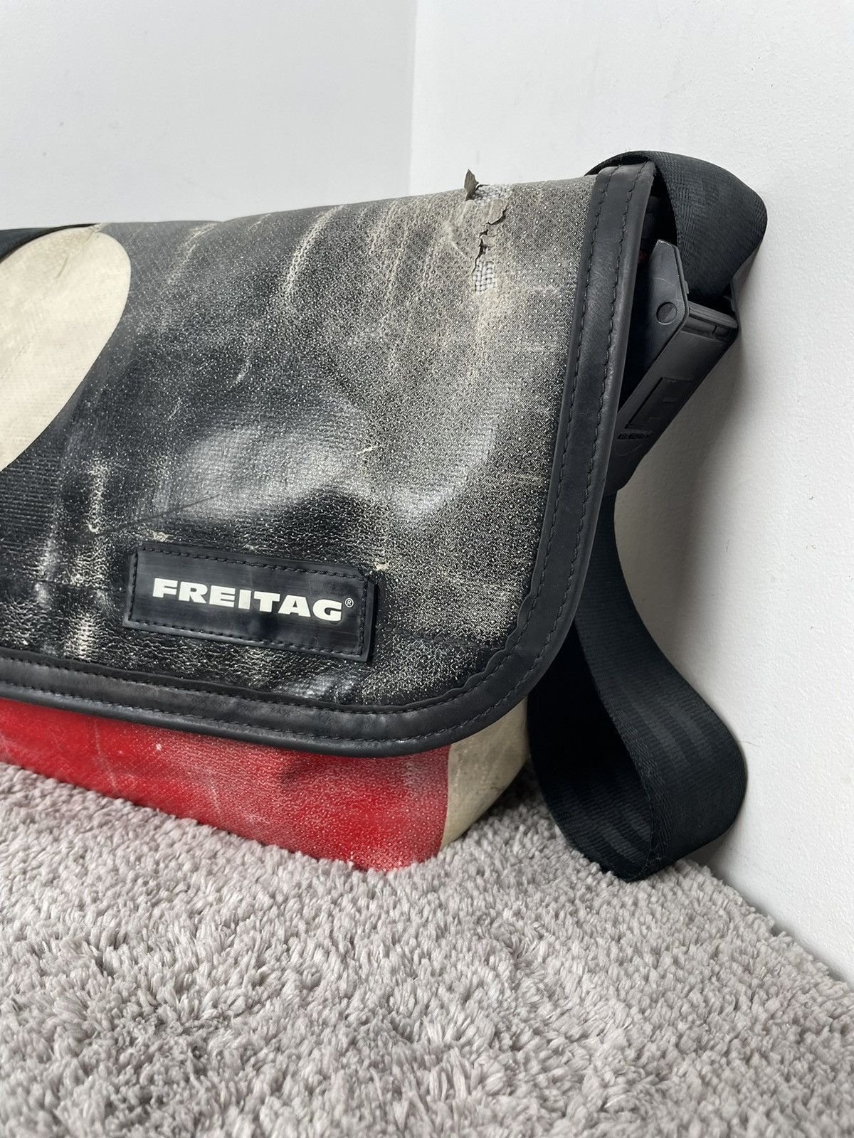Freitag × Japanese Brand Freitag Recycled Messenger Crossbody Bag Size ONE SIZE - 3 Thumbnail