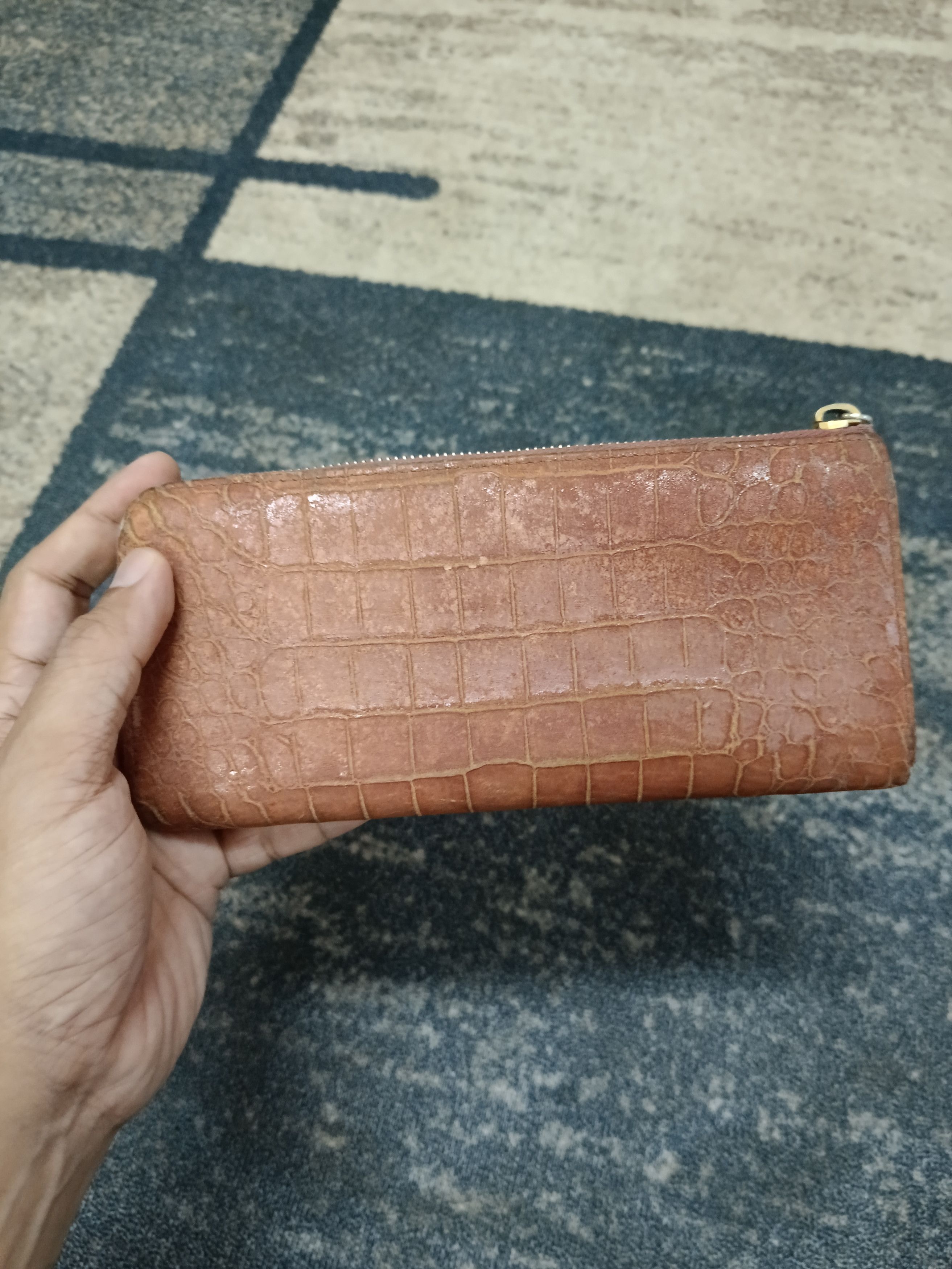 Miu Miu SICK🔥MIU MIU LEATHER CROC 🐊 WALLET Size ONE SIZE - 3 Thumbnail