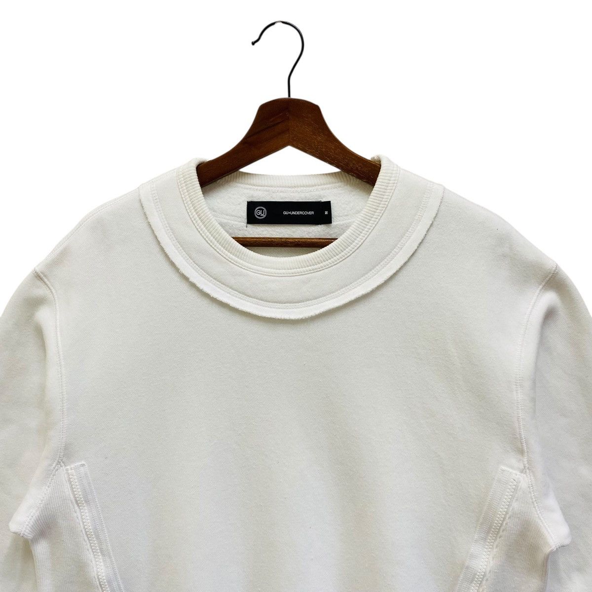 GU × Undercover GU x Undercover Jun Takahashi White Sweatshirt Multi-Zip M Size US M / EU 48-50 / 2 - 3 Thumbnail