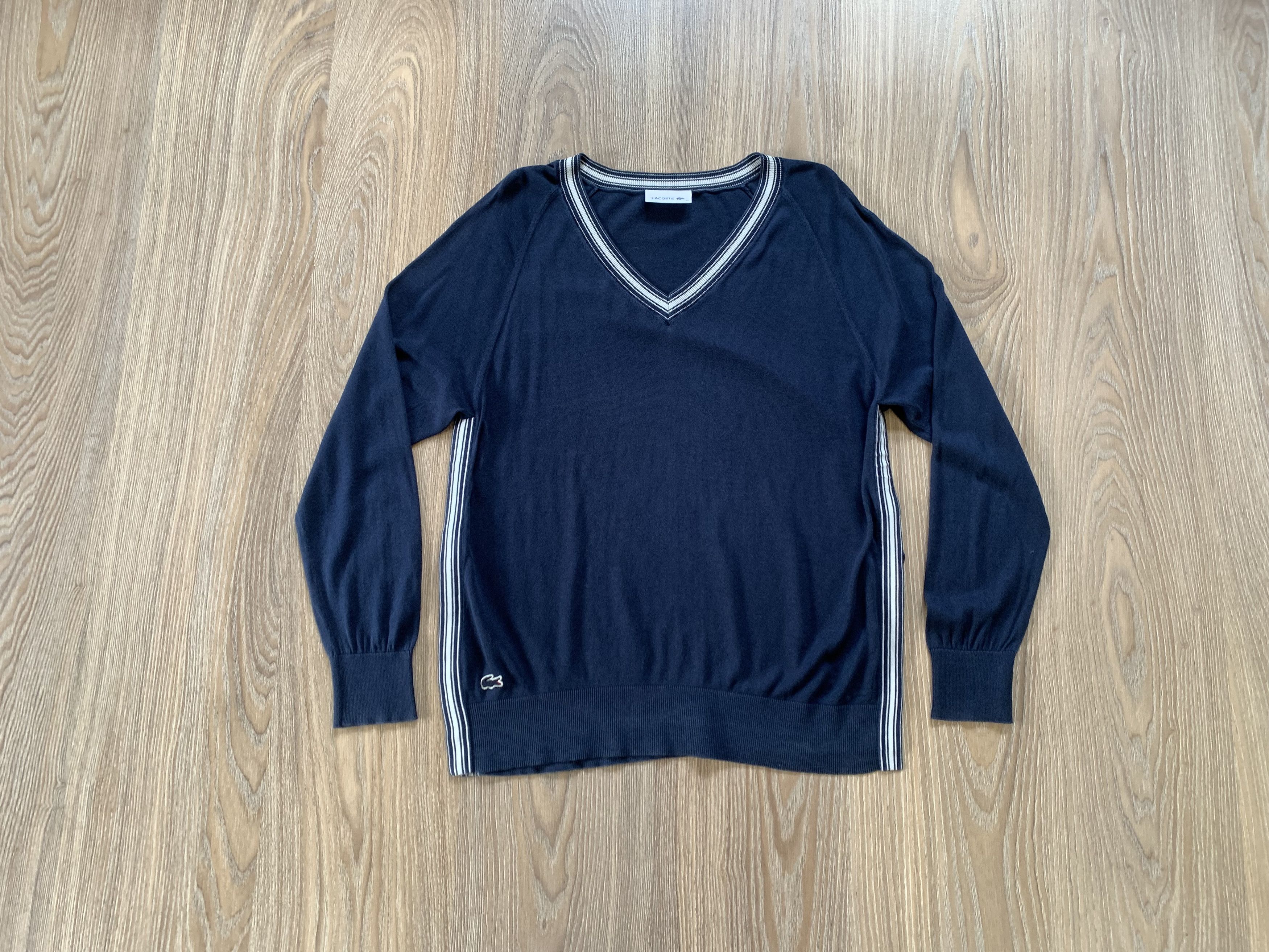 Unisex Lacoste Vintage Cotton V Neck Sweater