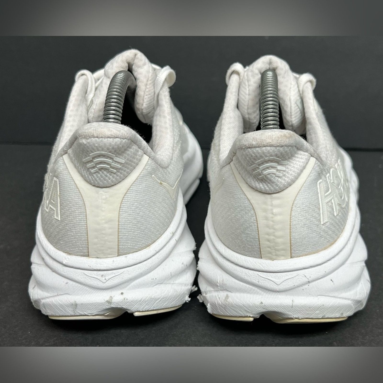 Hoka Hoka One One Clifton 9 White Women's 1127896 WWH Running 9.5 Size US 9.5 / IT 39.5 - 7 Thumbnail