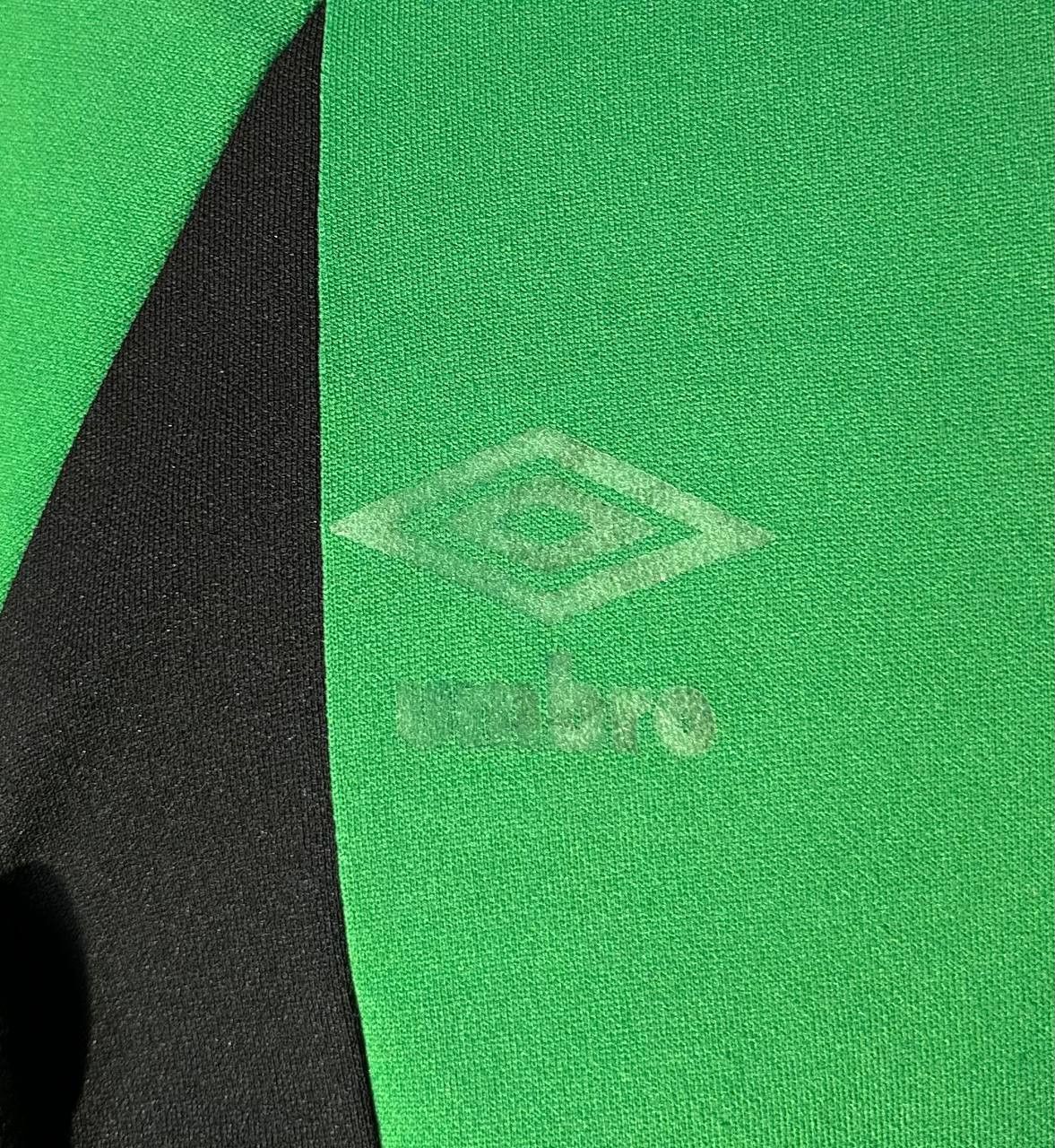 Umbro × Vintage Vintage Umbro Goalkeeper Jersey Football Shirt 80s rare YOUN Size US XS / EU 42 / 0 - 3 Thumbnail
