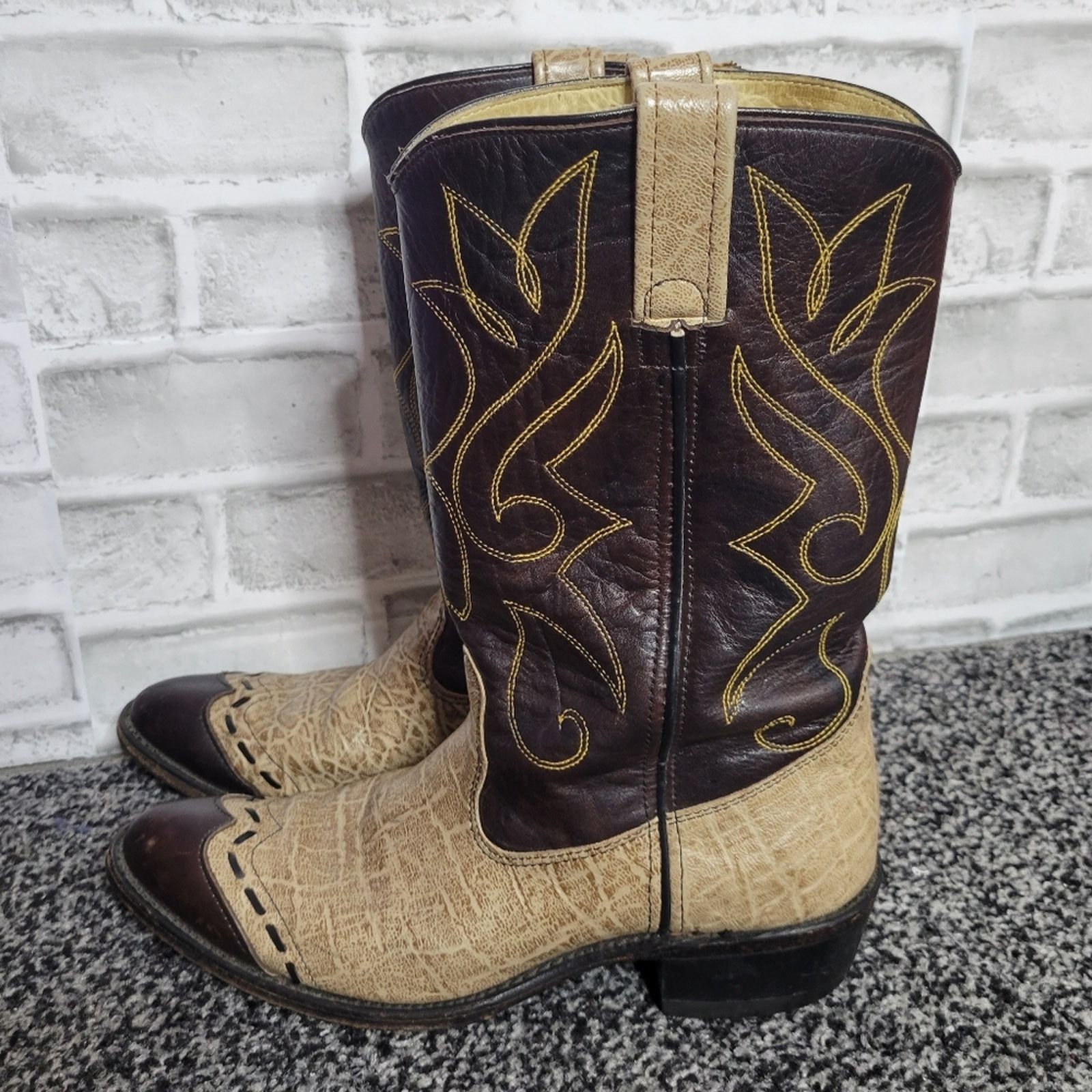 Vintage Double H Wingtip Tan & Brown Cowboy Boots, size 9D Size US 9 / EU 42 - 3 Thumbnail