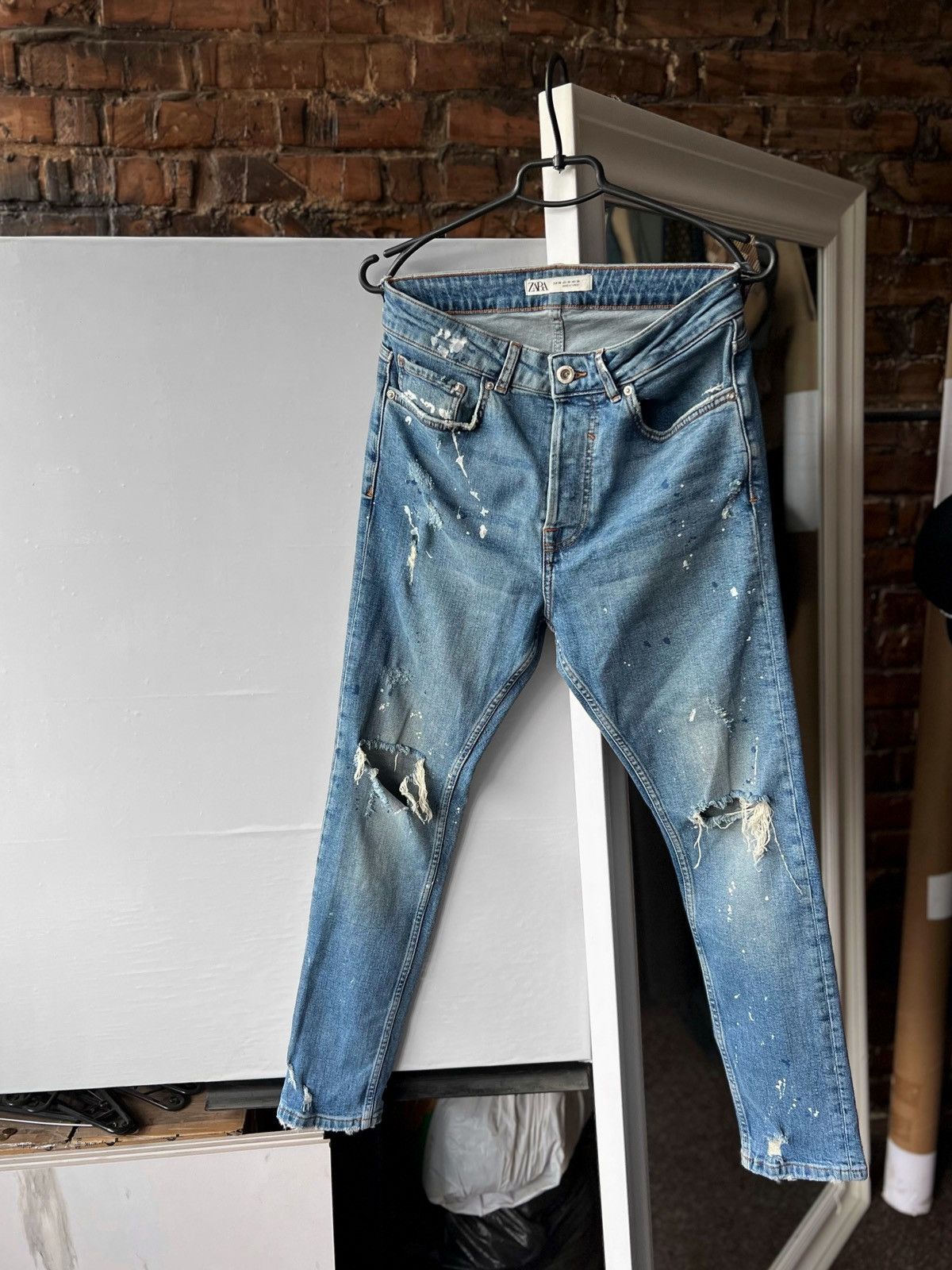 Zara Zara Man Distressed Blue Denim Slim Stretch Jeans Button Size US 30 / EU 46 - 1 Thumbnail