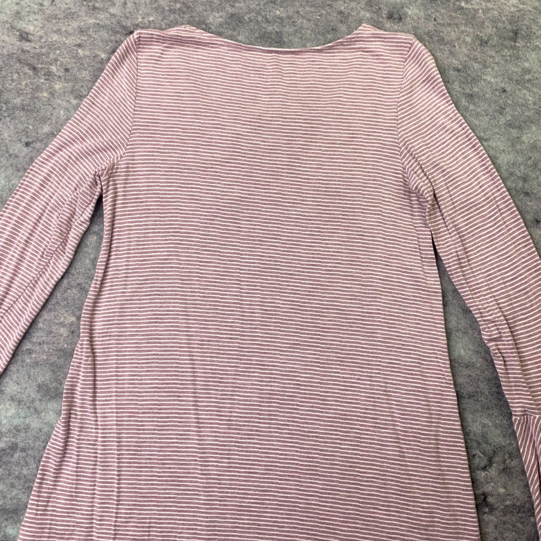 American Eagle Outfitters American Eagle Shirt Womens XS Pink Striped V-Neck Long Sleeve Flowy Soft & Sexy Size XS / US 0-2 / IT 36-38 - 6 Thumbnail