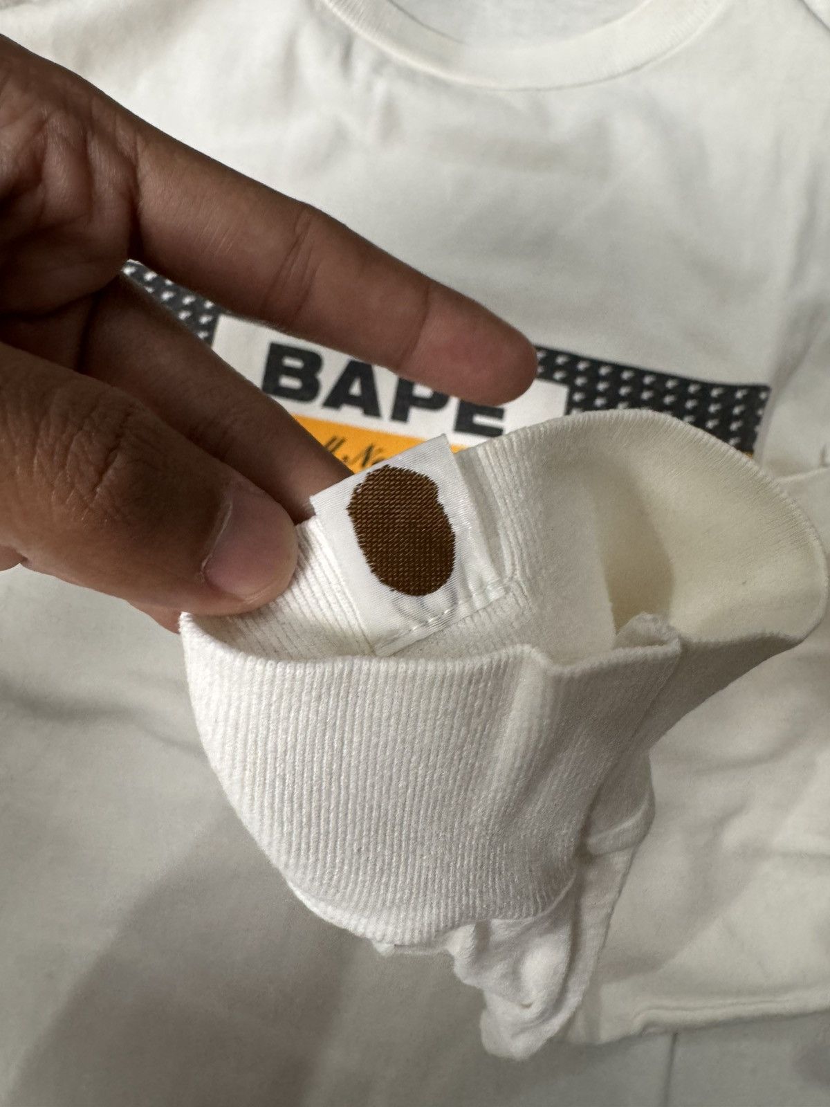 Bape VINTAGE 90’S BAPE “APE SHALL NEVER KILL APE” LONGSLEEVE Size US M / EU 48-50 / 2 - 11 Thumbnail