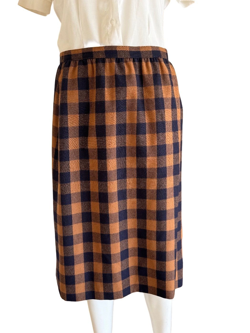Vintage Dalton women’s 14 tan plaid pencil skirt Union Made vintage Size 30" / US 8 / IT 44 - 1 Thumbnail
