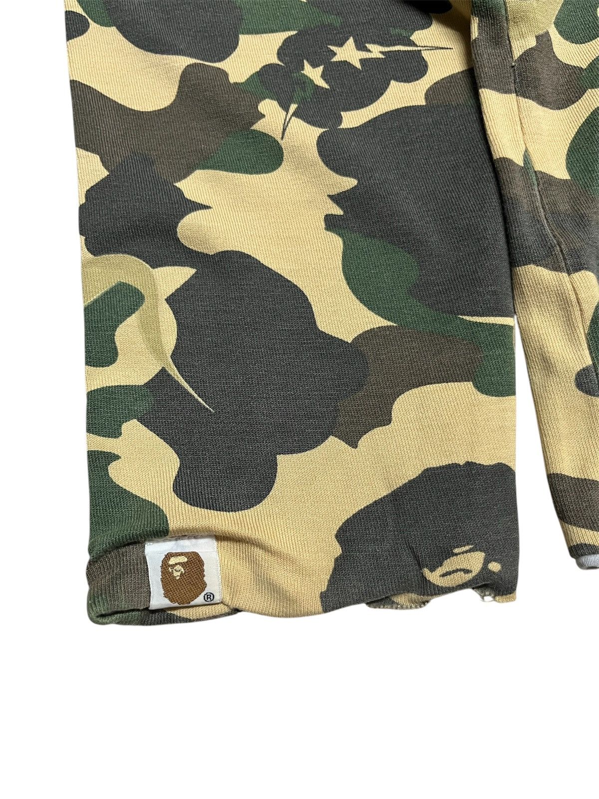 Bape × Kaws OG Bape x Kaws Camo Reversible L/S T-Shirt Distressed Size US M / EU 48-50 / 2 - 7 Thumbnail