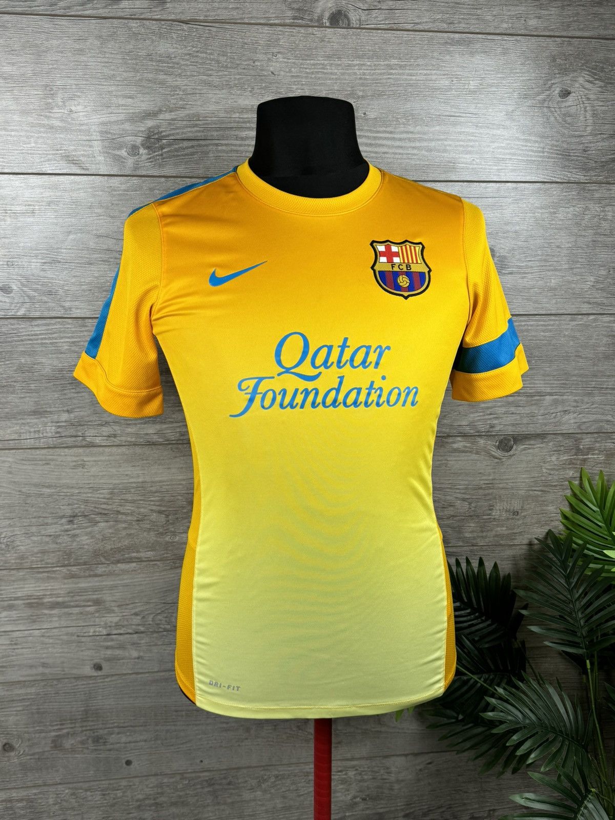 Nike Nike Fcb Barcelona Y2k drill style size S Size US S / EU 44-46 / 1 - 1 Thumbnail