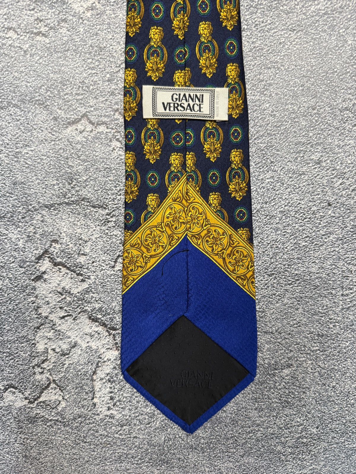 Versace GIANNI VERSACE TIE FULL LOGO 100% SILK VINTAGE Size ONE SIZE - 6 Thumbnail