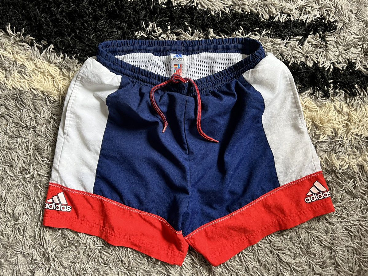 Adidas × Vintage Adidas shorts very rare vintage mens size M Size US 32 / EU 48 - 1 Thumbnail