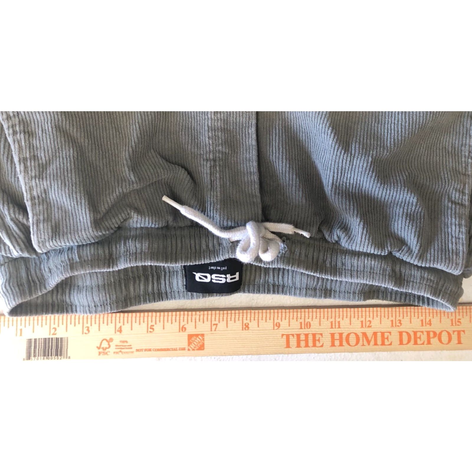 Rsq RSQ Shorts Mens Army Green Size S 98% Cotton 2% Spandex Summer Regular Mens Size US 29 - 7 Thumbnail