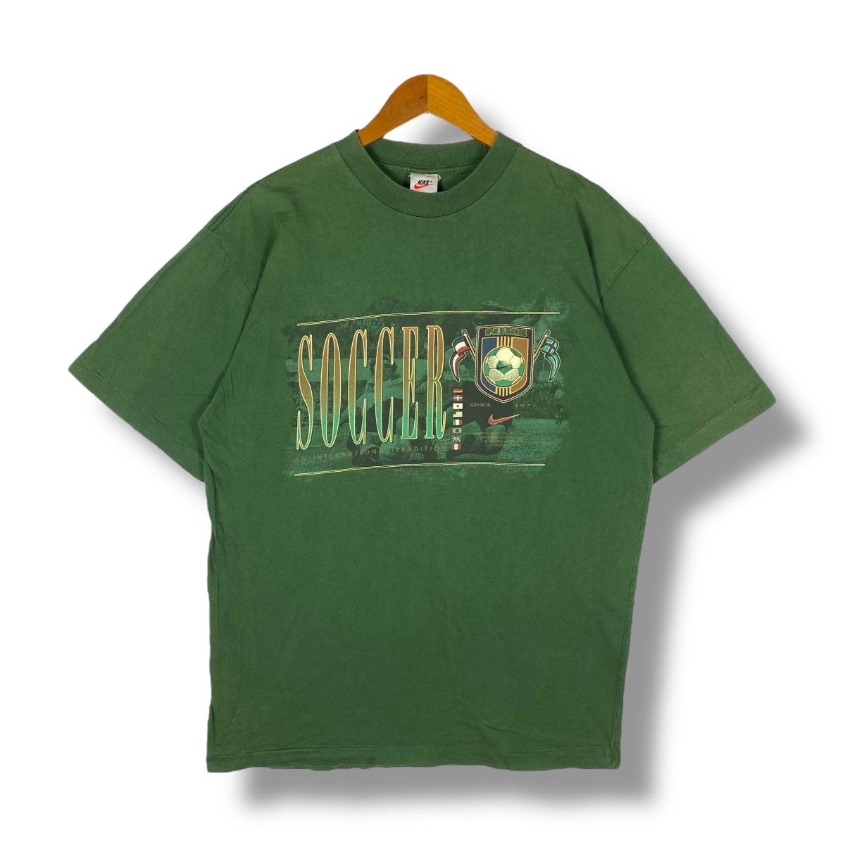 Nike × Vintage Vintage 90's NIKE SOCCER An International Traditional Tee Size US L / EU 52-54 / 3 - 1 Thumbnail