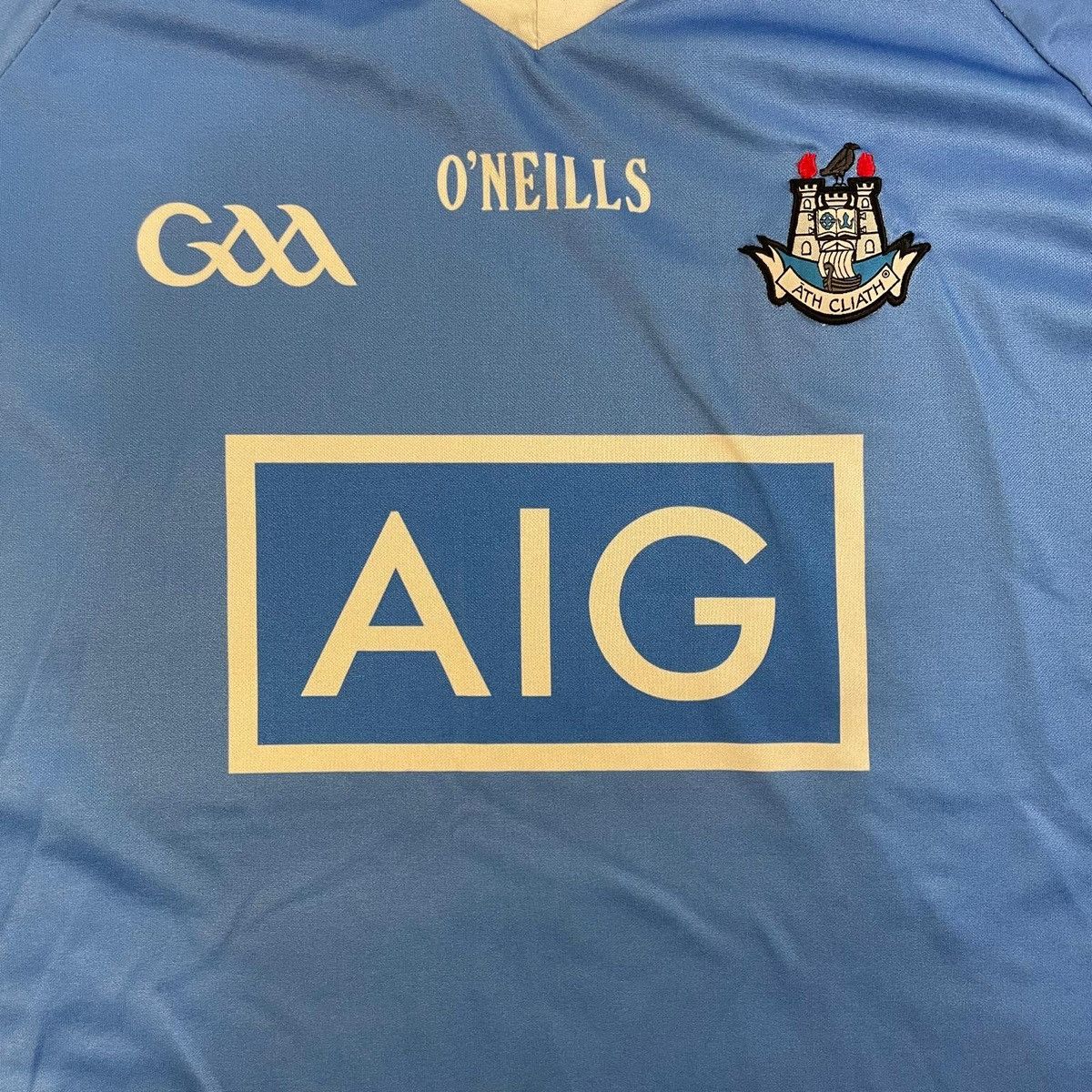 O'Neills Ath cliath GAA jersey in blue and white polo shirt tee rugby Size US L / EU 52-54 / 3 - 9 Thumbnail